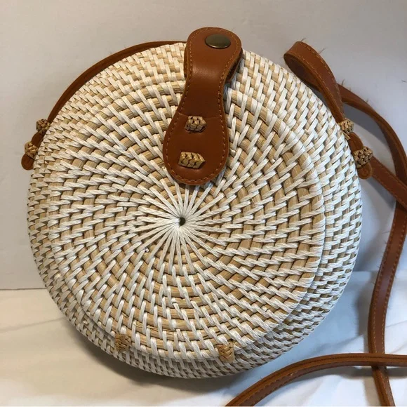 Round Rattan Bag White Handmade Crossbody Bag with Synthetic Leather Straps - Picture 2 of 10